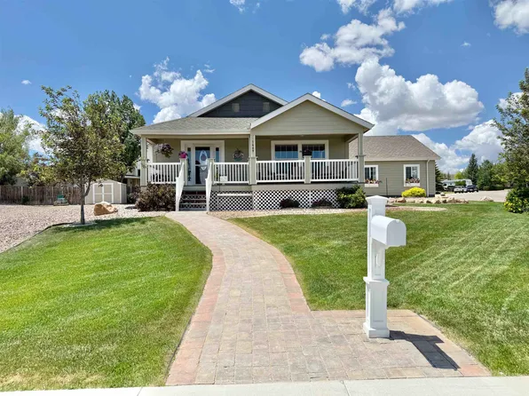 1469 Canyon Rd, Kemmerer, WY 83101