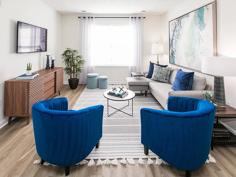 Mission Place Apartments — Photo 4