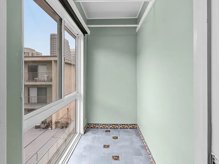 315 N Louise St #307 — Photo 22