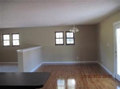 4th image of 510 Idlewood Ln