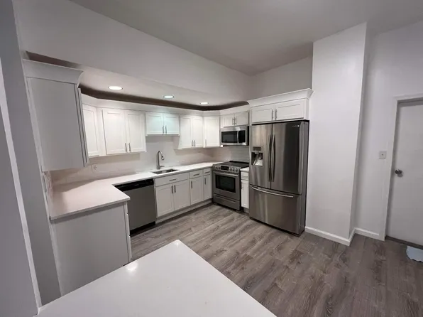 203 Deford Ave, Stanley, VA 22851