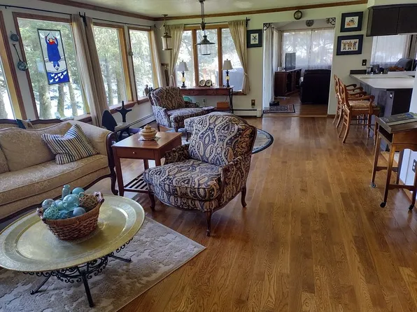 315 Seabreeze Cir, Kodiak, AK 99615