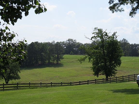 4th image of 2905 County Road 4