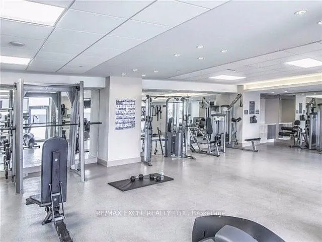 7167 Yonge St #1503 — Photo 12