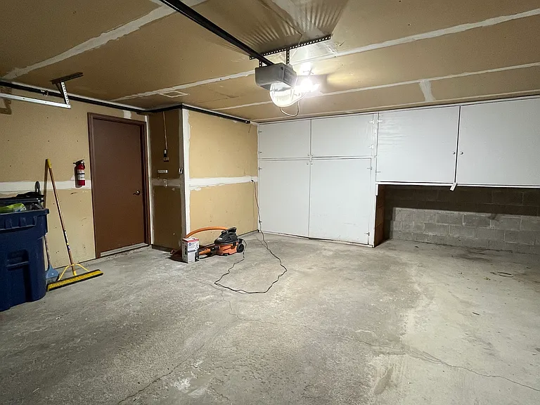 7017 Polaris Ln N — Photo 37