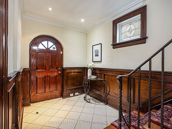 2nd image of 34 Tarlton Rd