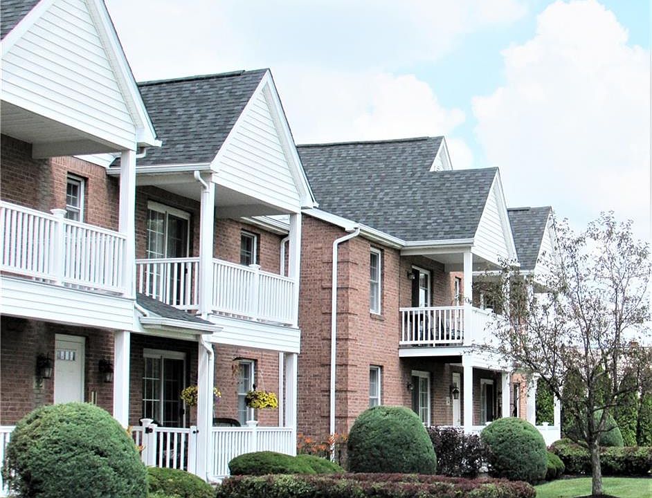 1st image of 34 Georgian Ln APT A