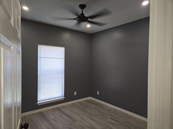 5th image of 409 S Steen Dr #104