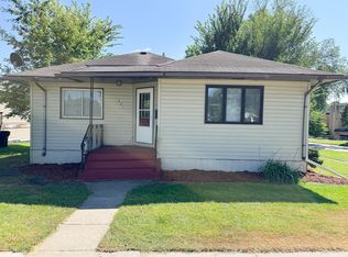 227 W Bancroft Ave, Fergus Falls, MN 56537