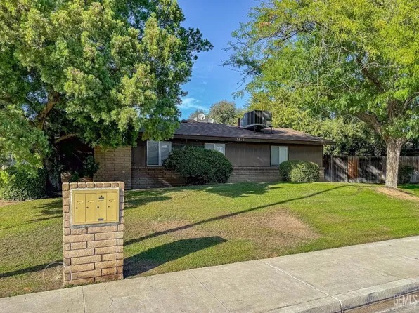 7912 N Laurelglen Blvd, Bakersfield, CA 93309