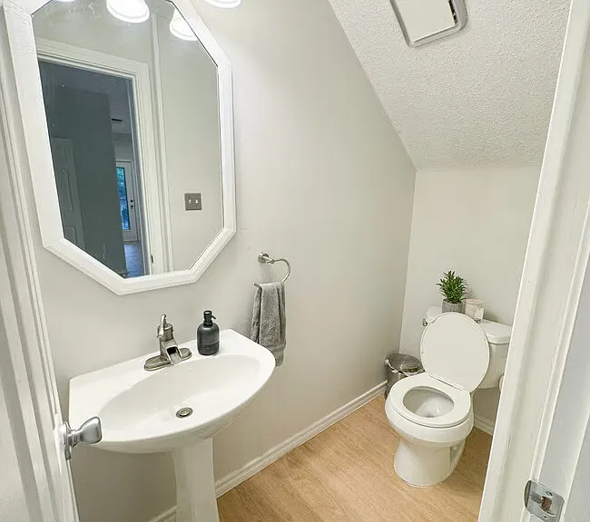 2223 Meadowstone Dr — Photo 16