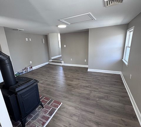 4th image of 662 Franklin St #2