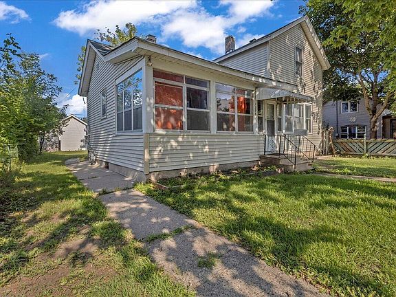 2nd image of 1306 7TH STREET S S