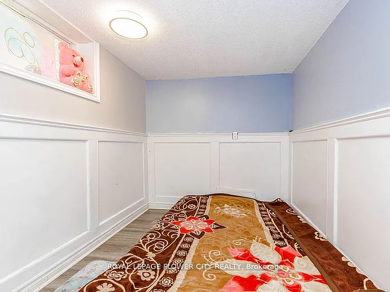 37 Warwick Rd — Photo 36