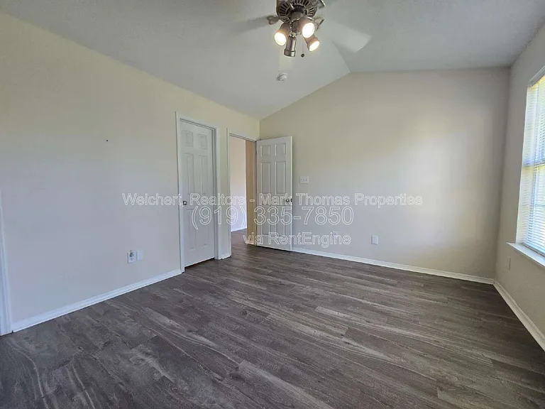 6308 Saybrooke Dr — Photo 8