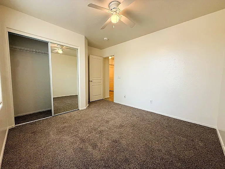 8062 W North Ln #109THDR — Photo 29