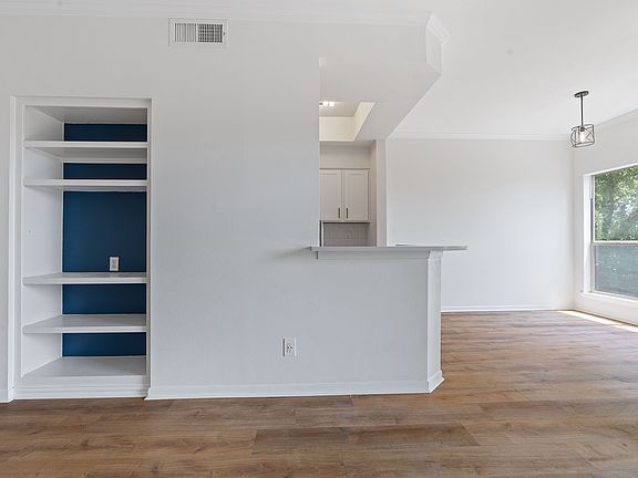 5th image of 6000 Shepherd Mountain Cv Unit 2205