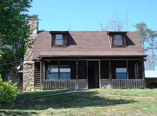 2520 Indian Creek Rd, Dandridge, TN 37725