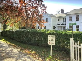 10 Ferry Rd, Lyme, CT 06371