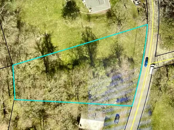 9999 N Cherry Ave, Corbin, KY 40701