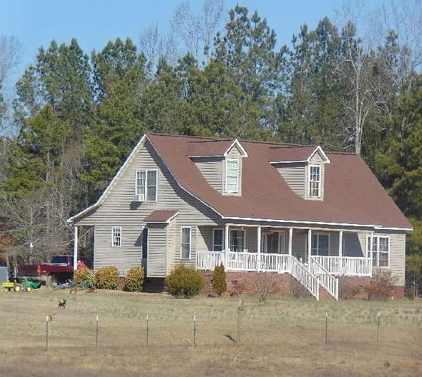 2nd image of 704 Williford Rd