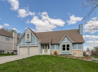 5131 SW Pelican Point, Lees Summit, MO 64082