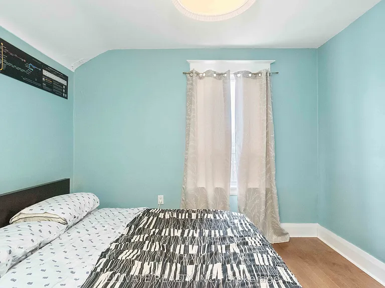 70 Rogers Rd — Photo 9