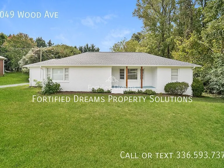 4049 Wood Ave — Photo 3