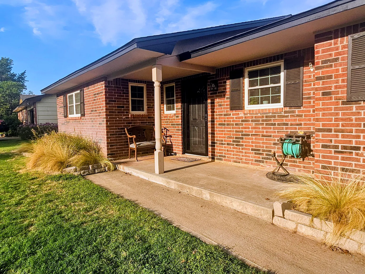 4 bed, 2062 sqft, $1,750 — Photo 2