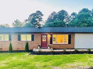 7960 Gregory Rd, Sherrills Ford, NC 28673