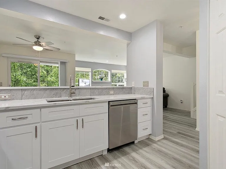 1926 S 368th Pl #206 — Photo 9