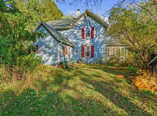 S78W26510 Hillview Dr, Mukwonago, WI 53149