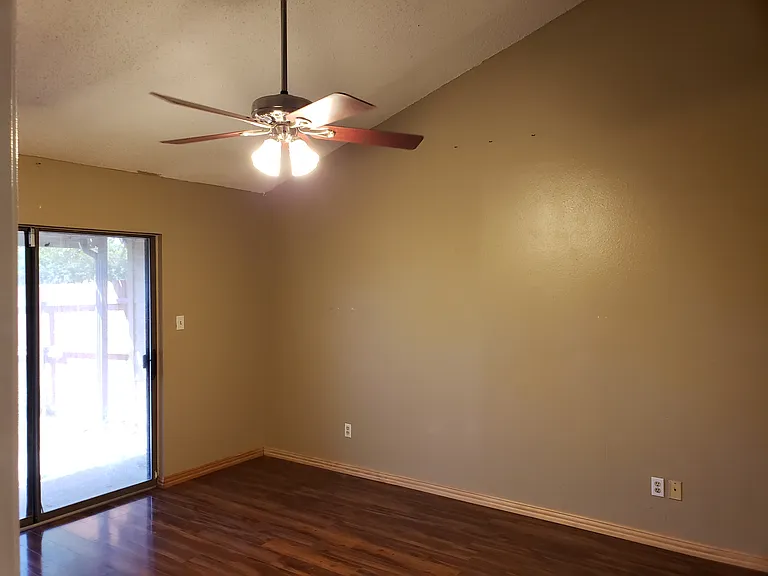 662 Prairie Dell St — Photo 10
