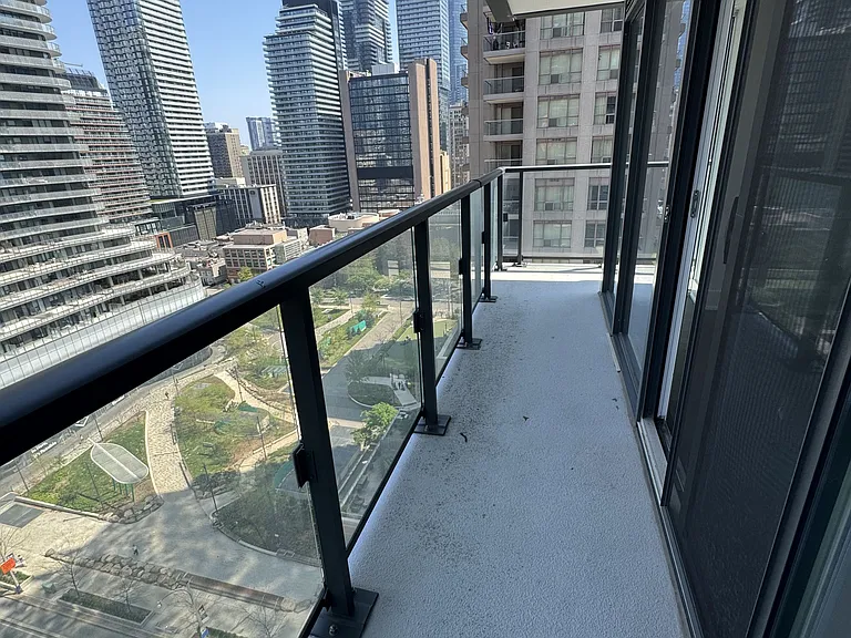 955 Bay St #1505 — Photo 15