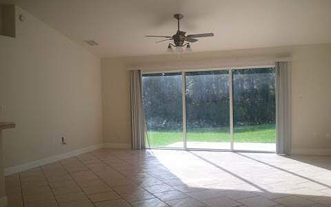 3rd image of 4527 Seawood Ave