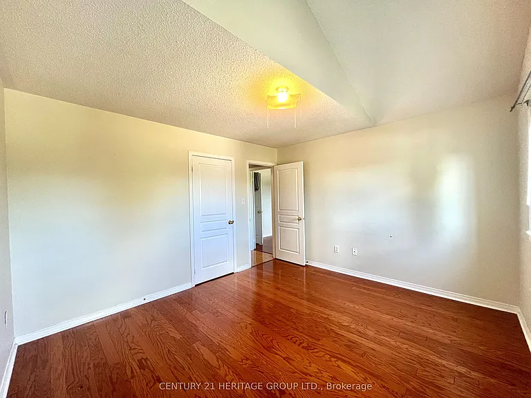 80 Belvia Dr — Photo 18