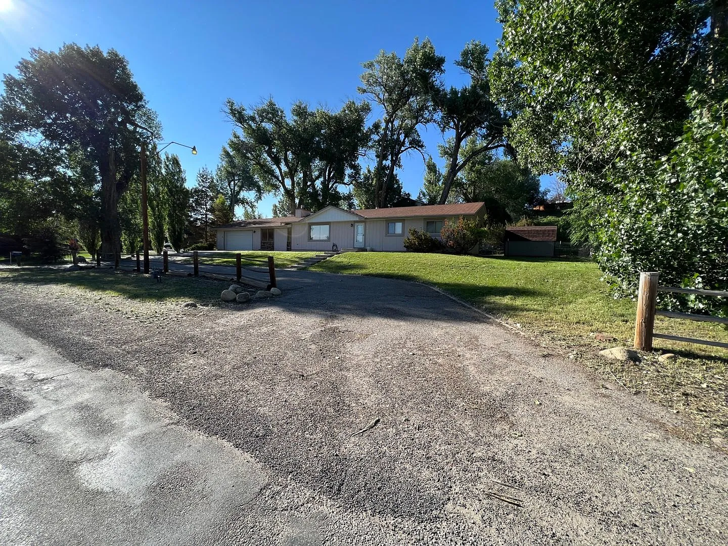 3 Bedroom 2 Bath House w/ Attached 2 Car Garage & Many Amenities — Photo 1