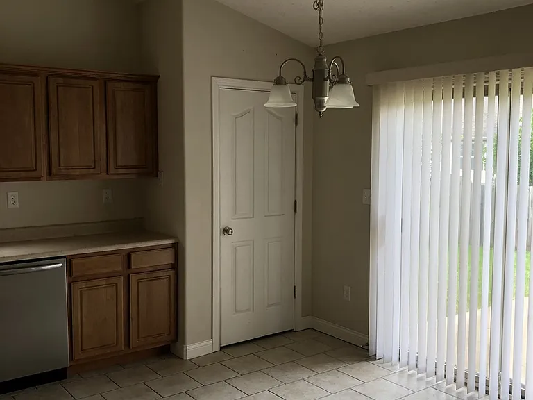 1414 Shining Armor Ln — Photo 6