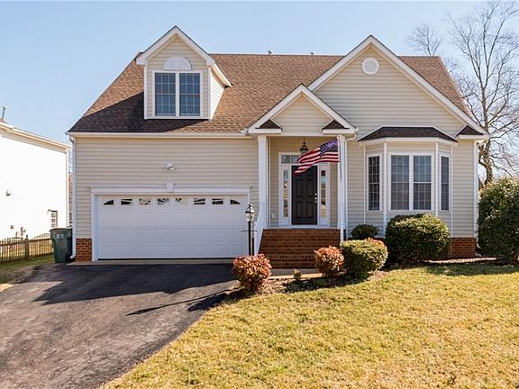 4th image of 4809 Pond Mill Way