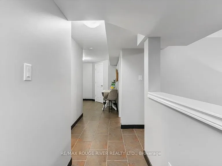 7 Inglis Ave #BASEMENT — Photo 4