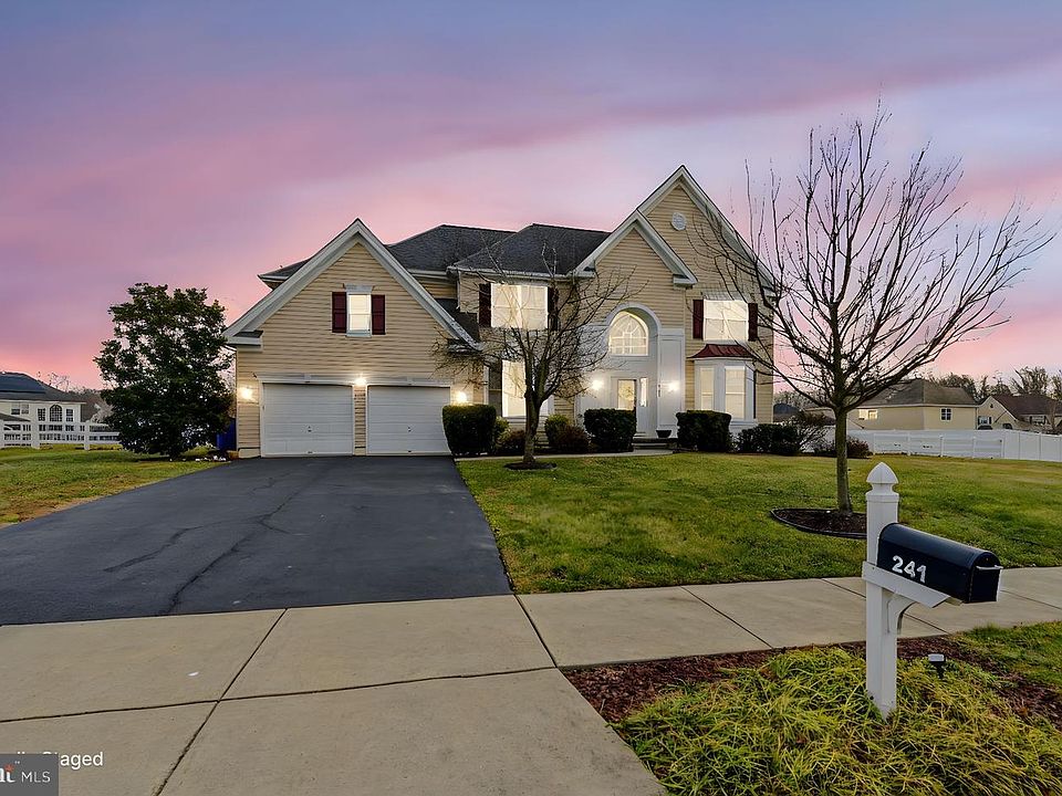2nd image of 241 Murphy Dr