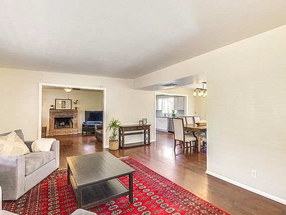 2nd image of 4827 E Alta Vista St