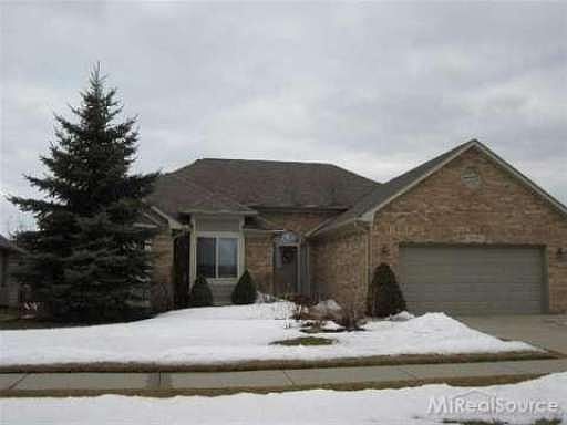 2nd image of 36494 Saint Clair Dr