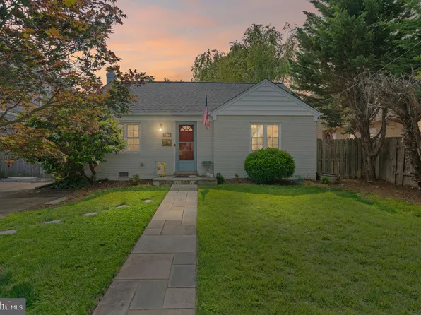 1804 S Nelson St, Arlington, VA 22204