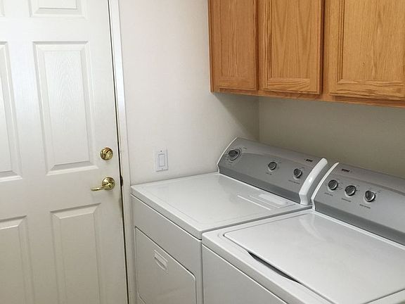2nd image of 7109 Clearview Way