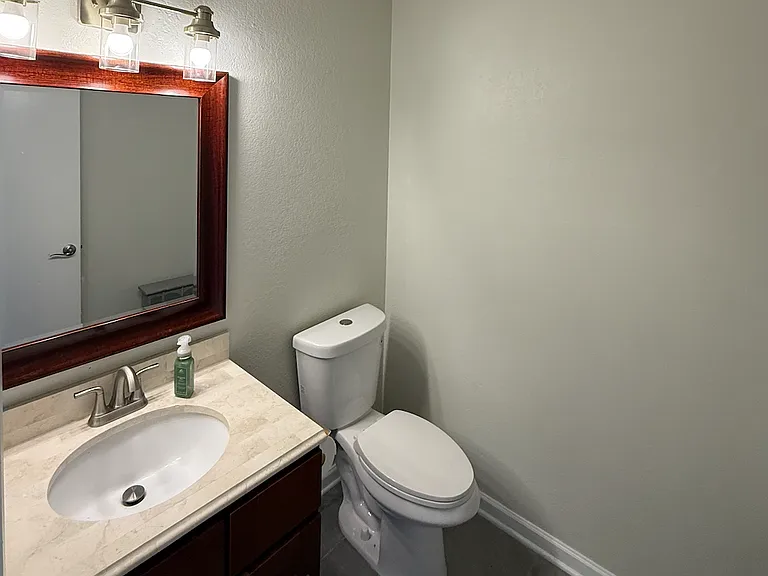 520 Lupine Cir — Photo 8