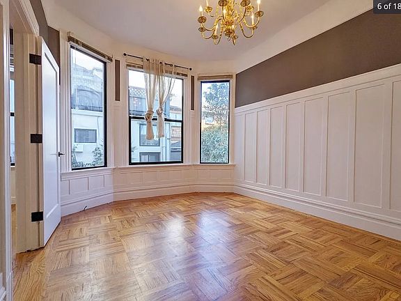 3rd image of 946 Vallejo St #946