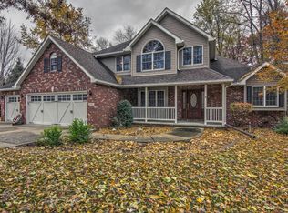 11547 Lilac St, Demotte, IN 46310