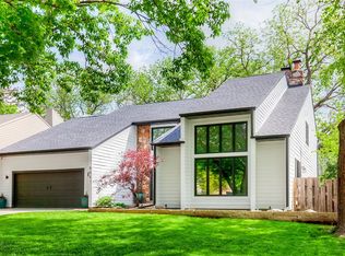 901 51st St, West Des Moines, IA 50265