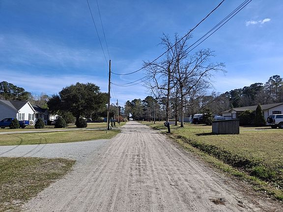 4th image of 149 Wildcat Pond Rd